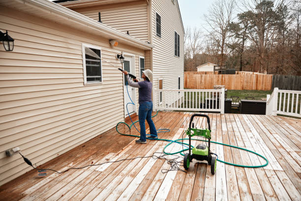 Best Deck Pressure Washing  in Jamestown, KY