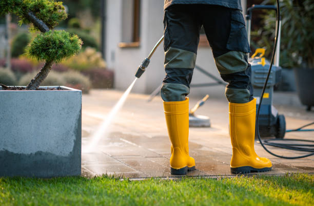 Why Choose Our Certified Pressure Washing Experts for Your Project Needs in Jamestown, KY?